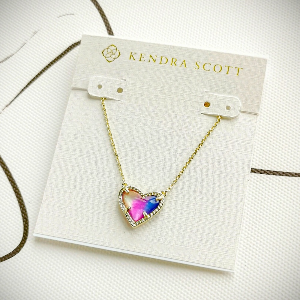 Kendra Scott - Ari Heart Necklace